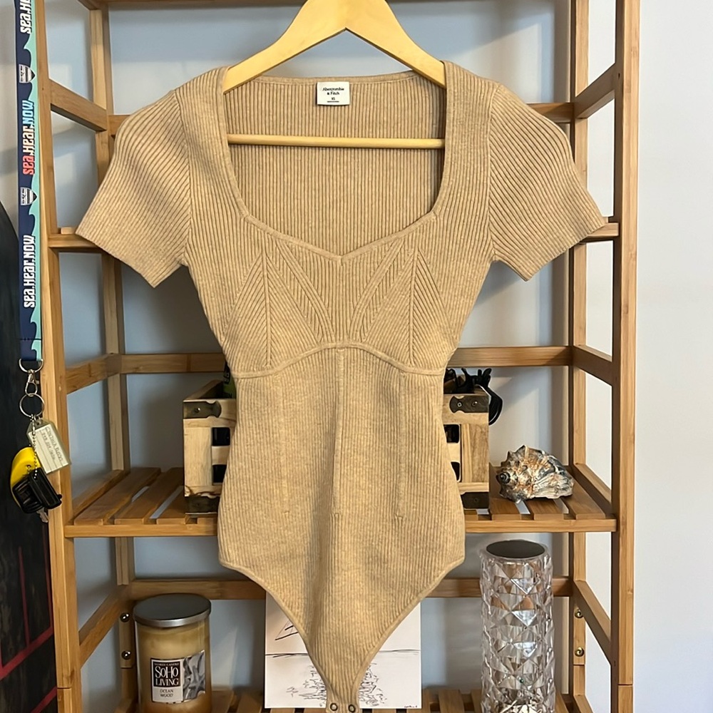 Abercrombie & Finch sculpted body suit